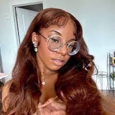 Alex Farinas's Instagram, Twitter & Facebook