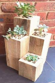 Plans De Bricolage Conviviaux Pour Debutants Et Creatifs A Portee De Main Avec Projec Plans Diy Planters Diy Plans Woodworking Projects Diy
