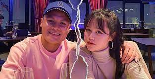 Trên trang instagram, cô vẫn để tấm hình đại diện chụp chung với quang hải. Máº¹ Quang Háº£i Váº«n Gá»i Huá»³nh Anh La Con Gai