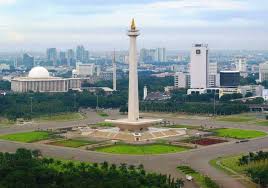 Aku memberimu uang dan kau masih bersikap angkuh? Monas Monumen Nasional Home Facebook
