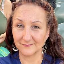 So update included in story. So vet believes oreo fades at night due to  being over fed. So im going to cut back