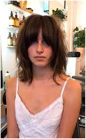 New Hairstyle 2021 Tik Tok In 2021 Hairstyle 2021 Easy Hairstyles For Medium Hair Medium Hair Styles
