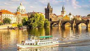 Check spelling or type a new query. Prag Ubernachtung Auf Einer 4 Desginer Yacht Inkl Halbpension Fur 39 Pro Nacht Reisedeals Com
