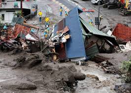土石流 （どせきりゅう）とは、土砂が水（雨水や 地下水 ）と混合して、 河川 ・ 渓流 などを流下する現象のこと 。. Rewcnrjhwm7rcm