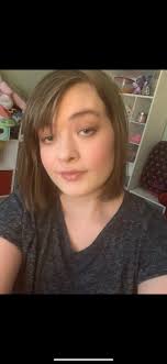 hi, I am Katelyn , and I am 15 turning 16 in September, I like to do art,  mostly drawing, reading, and some writing, I have been struggling to find  friends, I'm