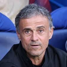 Luis Enrique sobre no poner a Keylor Navas en su último partido: “Yo no he  tenido ninguna noticia sobre que era su último partido en casa, pongo al  que yo creo que