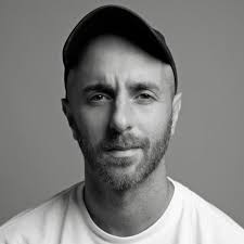 Lloyd Knight (@lloydknight) • Instagram photos and videos