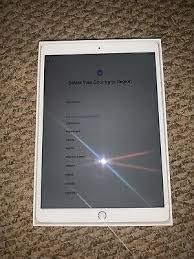 This Tv Is Not Fully Functional In This Region Samsung Apple Ipad Air 3rd Generation 256gb Wi Fi Silver In 2020 Apple Ipad Air Ipad Air Tablet