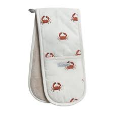 Crab Double Oven Glove In 2020 Oven Glove Double Oven Sophie Allport