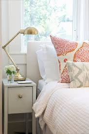 Small space nightstand is a common thing for people who live in apartments or small bedrooms. 27 Tiny Nightstands For Small Bedrooms Shelterness