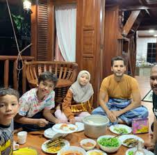 Dato aliff syukri terbaru gratis dan mudah dinikmati. Dato Aliff Syukri Threatens Suicide After Being Criticised By Netizens For Breaking Movement Control Order The Independent Singapore News