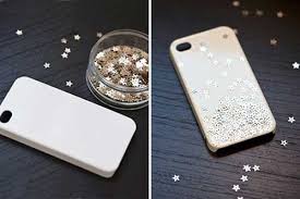 How to decorate phone cover using nail polish. 17 Ways To Decorate Your Phone Cover And Make It Look Fantastic