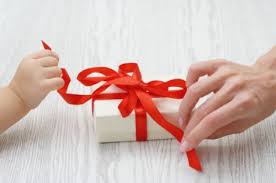 Fragt man die leute, die man sich als paten gut vorstellen kann, bereits vor der geburt oder erst paten genau überlegen können, ob sie die patenschaft übernehmen wollen. Gotti Ehrenamt Mit Tucken Wireltern Ch