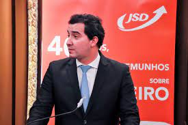 Check spelling or type a new query. Autarquicas Alexandre Poco Psd Vai Ser Candidato Contra Isaltino Morais Em Oeiras Atualidade Sapo 24