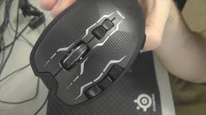 This gaming mouse is one of the mouse. Logitech G700 Vs Logitech G700s Wired Wireless Gaming Mouse Review And Comparision Youtube