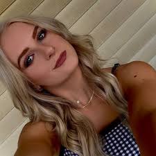 Aggie Mae (@aggielarsen) • Instagram photos and videos