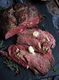 After 10 minutes, transfer the prime rib to a skillet over high heat. How Long To Smoke Prime Rib At 250 Degrees
