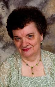 Vicki Lange's Instagram, Twitter & Facebook