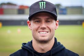 Supercars ace Waters talks sprintcar racing before Aussie titles