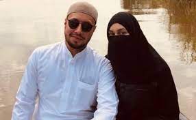 Natasha hudson bertudung, bakal kahwini carleed khaza (4 gambar). Biodata Dan Latar Belakang Pelakon Natasha Hudson Iluminasi