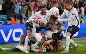 Enjoying the england vs italy match! Gxme9hwy Mvpwm