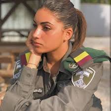 Brenda Heppner's Instagram, Twitter & Facebook