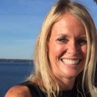 Niki Hoaglund Email & Phone Number