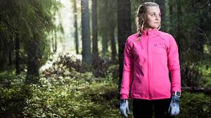 Skidskytteförbundet berättar i ett pressmeddelande att nilsson skadat armbågen i en krasch på träning och inte kan träna normalt. Stina Nilsson Jag Vill Gora Saker Som Jag Vill Att Unga Ska Kunna Ta Efter Som Att Vaga Saga Nej Dn Se