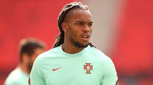 Renato sanches has finally ended his disappointing stay at bayern munich despite his problems, a lot of senior players did not want to see him leave H5q5nrsezddgrm