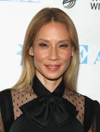The good thing about this hair dyeing. Lucy Liu Just Dyed Her Hair Blonde And She S Almost Unrecognizable Hair Styles Celebrity Hairstyles Summer Hairstyles