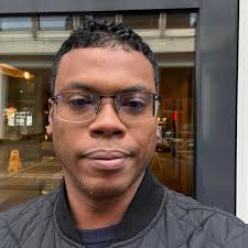 🤓 velma by @njeriayana