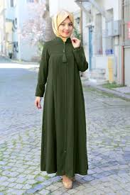 En Guzel Medine Ipegi Ferace Modelleri Moda Tesettur Giyim Kadin Kiyafetleri Kadin Olmak Giyim