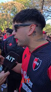 Newells ❤🖤 • FELIZ CUMPLE MARITO! 🙌 Hoy no es #MiercolesDeGolazos pero  por ÉL hacemos la excepción, Mario Nicasio Zanabria cumple 72 años! ❤  #MarioZanabria 🖤 Uno de los máximos ídolos de