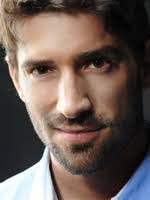 Ismael Mora's Instagram, Twitter & Facebook