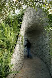 Ahora puedes conocerlo cuando lo desees (de 9:00 a 17:00 horas). Nido De Quetzalcoatl Javier Senosiain Plataforma Arquitectura