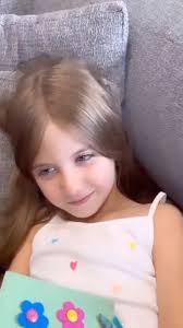 😂💞💞 #lyaelhachem @nancyajram #nancyajram #من_نظرة