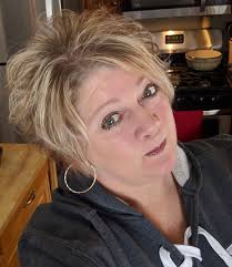 Diane Marie Peterson, age 50 died Monday, September 28, 2020. She was born  the daughter of Richard and Kay (Bye) Thom