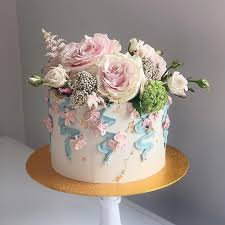 By Wonnie On Instagram New Launch Introducing Design Your Wedding Cake Online Page If You Re Time Pressed But In 2020 Cake Online Flower Cake Wedding Cakes