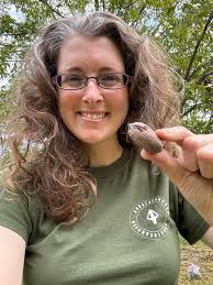 Pecan picking! Let's settle the debate. How do you say pecan? (Puh-kawn or  Pea-can)