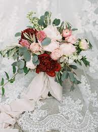 52 gorgeous fall wedding bouquets. Bride With Red Rose Bouquet Novocom Top