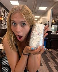 Taylor Reinke's Instagram, Twitter & Facebook