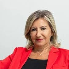 Catherine Walberg's Instagram, Twitter & Facebook