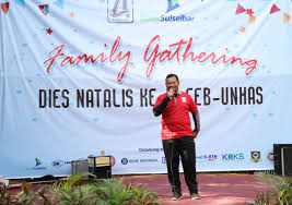 Official page of dies natalis ukm kesenian bali widyacana murti telkom university add oa line : Dies Natalis Feb Unhas Ke 71 Iqbal Suhaeb Harus Ikuti Dinamika Zaman Makassar Terkini