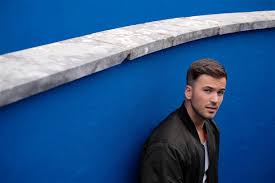 Jun 02, 2021 · canção oficial de portugal no euro 2020 é de david carreira com as brasileiras giulia be e ludmilla blitz. David Carreira Na Final Do Euro 2016 Quase Parti A Televisao Depois Fui Logo Para O Marques