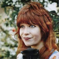 i need to see devin grayson unemployed, fired, no jobs whatsoever. she  can't be at dc after the whole thing she wrote about oliver queen, dick and  bruce relationship and now this