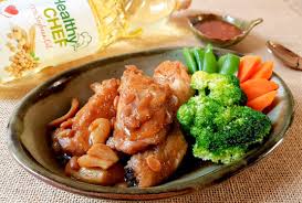 It is a thick spicy paste made with korean soybean paste (doenjang), korean chili paste (gochujang) and other seasoning ingredients (garlic, onion, honey/sugar, sesame oil etc). Roasted Chicken With Soybean Paste