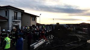 Din fericire, cele trei vârtejuri nu au produs pagube. Tragedie La Corbeanca Un BÄƒrbat A Murit Sufocat La Patru Metri Adancime Sub Un Mal De PÄƒmant Galerie Foto