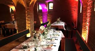 Planung von hochzeiten und events sowie von anderen festen in magdeburg und st! Besondere Hochzeitslocations In Nordrhein Westfalen Ruhrgebiet Nrw Traumhafte Hochzeitslocations Am Wasser Nrw Dusseldorf Koln Bonn Essen Dortmund Heiraten Und Hochzeit Feiern In Nrw Und Dem Ruhrgebiet