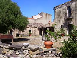 Travelogue Sardinia Italy Una Gita Di Un Giorno Ad Orroli Sardegna Italia Sardegna Travelogue