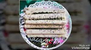 Bahan2 1/2 cwn serbuk koko 1/2 cwn gula 1/4 cwn gula perang 3/4 cwn susu full cream 1 setengah cwan whipping cream anchor 1.5 tsp esen vanilla secubit garam cara2 dalam satu bekas, campurkan gula,gula perang dan serbuk koko. Kumpulan Resepi Aiskrim Tanpa Telur Arisa